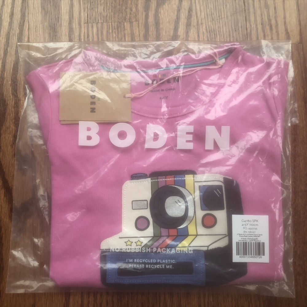 NEW Mini Boden Camera Appliqué T-Shirt - Picture 4 of 6